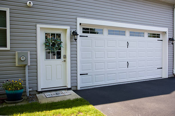 24/7 Emergency Garage Door Panel Replacement experts in Montana City, MT